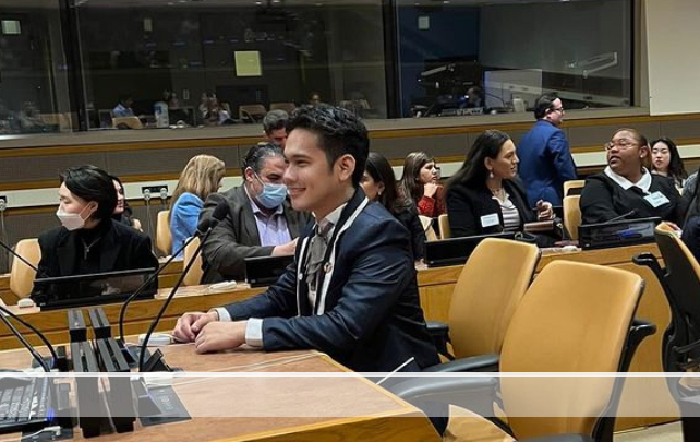 Menjadi Mojang Jajaka Ciamis, adalah gerbang awal prestasi bagi dirinya. Deris Nagara Pemuda Ciamis yang dapat beasiswa gratis do Newyork AS. foto : Instagram @Derisnagara